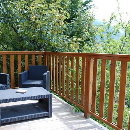 Hotel & Restaurant Le Chalvet Embrun Exterior photo